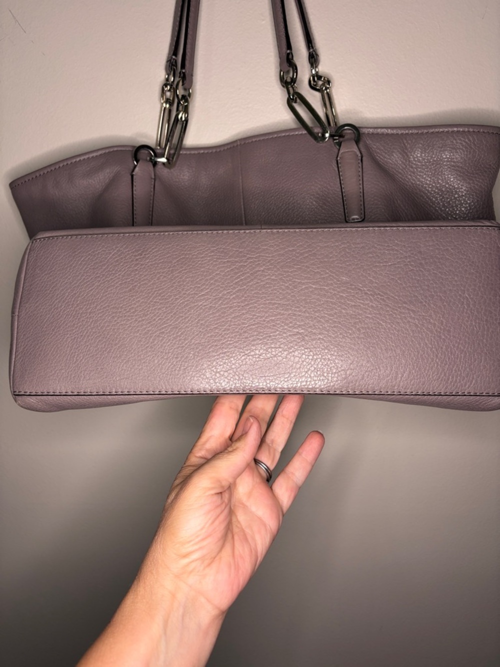 Coach Madison Sophia Leather Tote in Soft Lavender Pebbled Leather - Picture 4 of 9